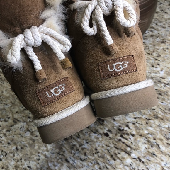 Ugg Mairi Chestnut Boots w/ Nautical Rope Bow 8 - Picture 8 of 10